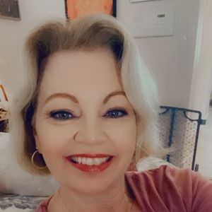 Meet your Posher, Keturah